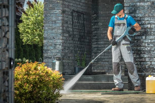 Best Gas Station Cleaning  in Chieand, FL