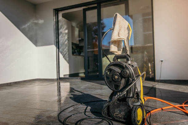 Best Animal Enclosure Cleaning  in Chieand, FL